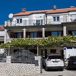 14 * Crikvenica