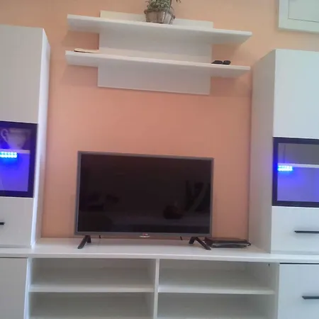14 * Crikvenica