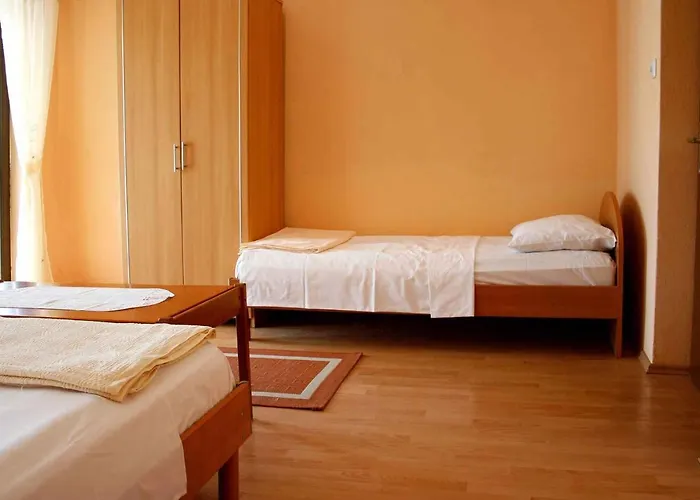 14 Apartament