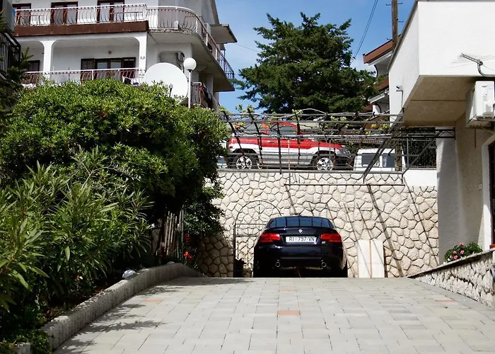 14 * Crikvenica